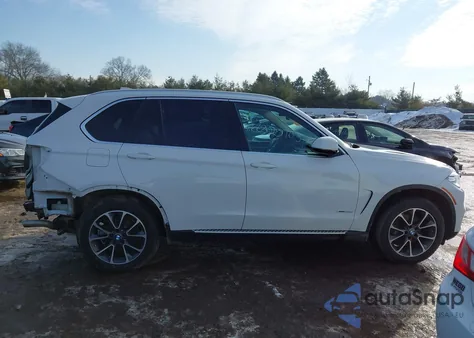 2015 BMW X5 xDrive35I z USA, uszkodzony, nr VIN 5UXKR0C57F0K65785